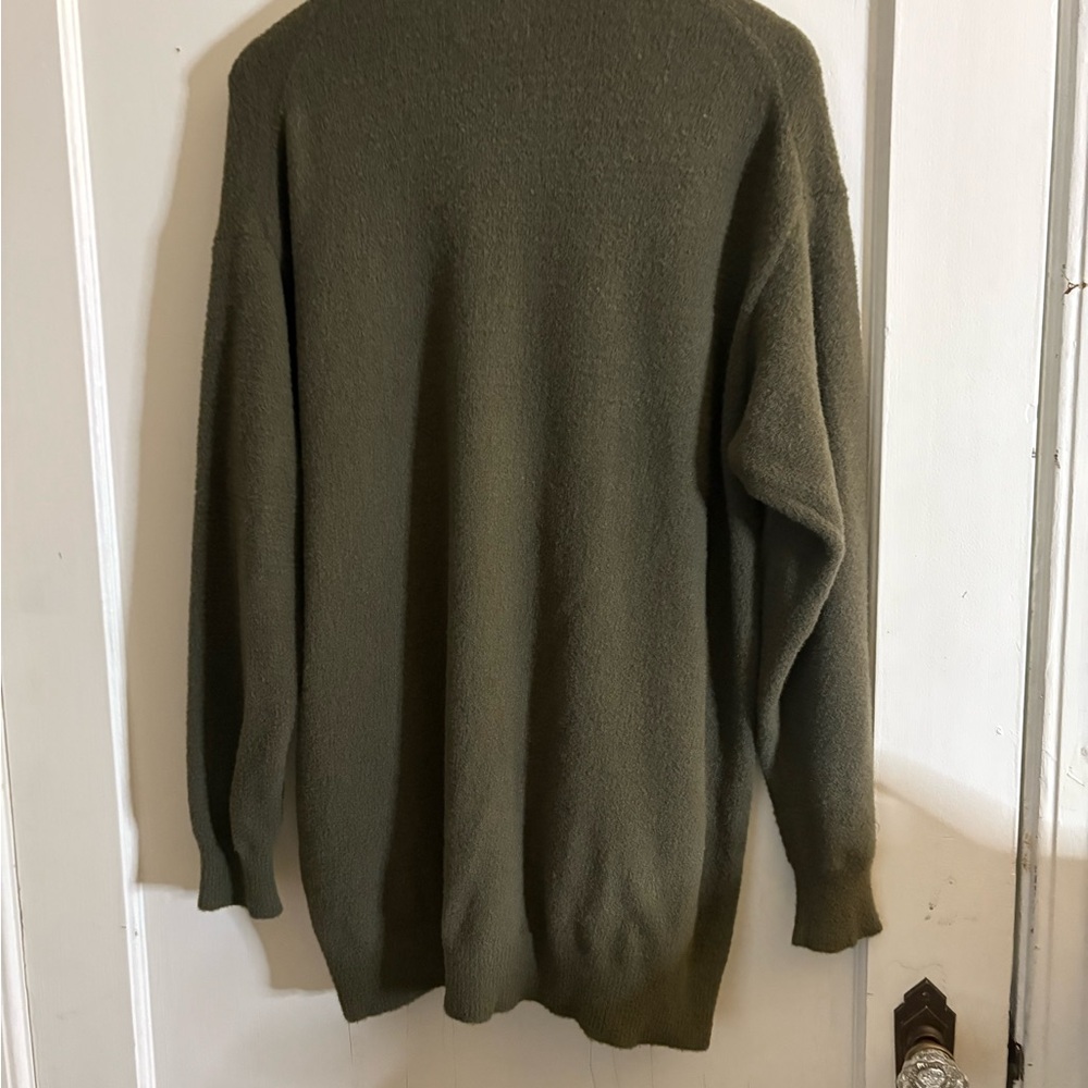 Wilfred Free Aritzia Olive Green Cozy Knit Button Cardigan Size Small - Picture 3 of 6